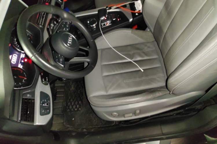 Used Audi A4L 2017 Plus 40 TFSI Fashion Model Left Front Seat
