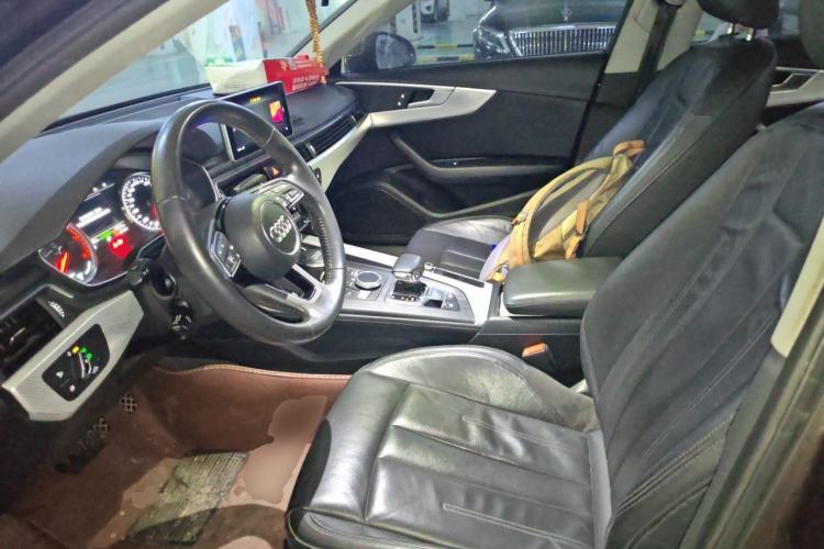 Used Audi A4L 2017 Plus 40 TFSI Fashion Model Left Front Seat