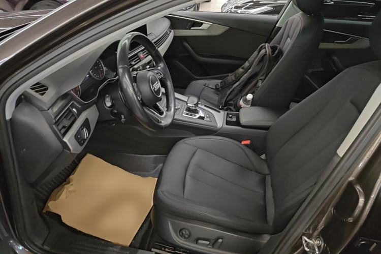 Used Audi A4L 2017 40 TFSI Ambition Edition Left Front Seat