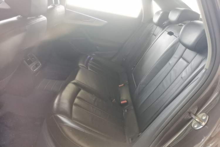 Used Audi A4L 2017 40 TFSI Fashion Model Left Rear Seat