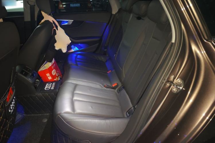 Used Audi A4L 2017 40 TFSI Fashion Model Left Rear Seat