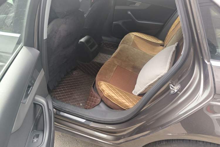 Used Audi A4L 2017 Plus 40 TFSI Ambition Model Left Rear Seat