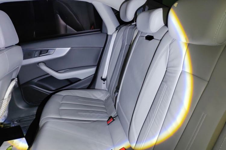 Used Audi A4L 2017 Plus 40 TFSI Fashion Model Left Rear Seat