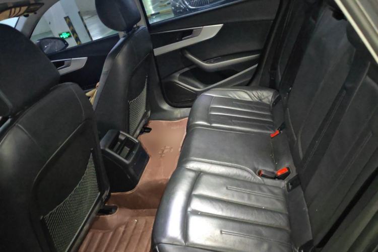 Used Audi A4L 2017 Plus 40 TFSI Fashion Model Left Rear Seat