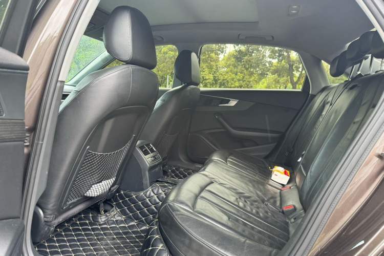 Used Audi A4L 2017 45 TFSI quattro Style Edition Left Rear Seat
