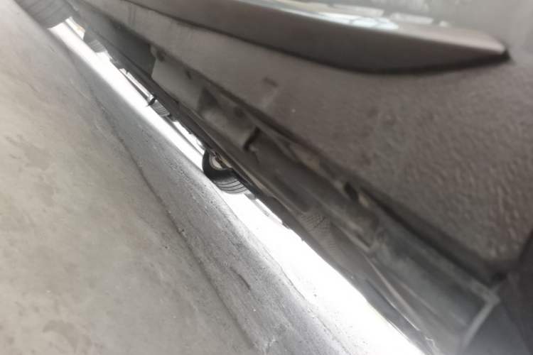 Used Audi A4L 2017 40 TFSI Fashion Model Left Side Sill