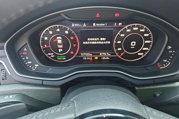 Used Audi A4L 2017 40 TFSI Style Edition Odometer Close Up