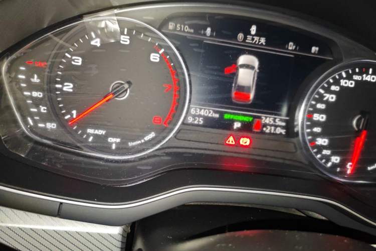 Used Audi A4L 2017 Plus 40 TFSI Fashion Model Odometer Close Up