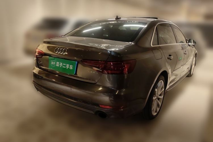 Used Audi A4L 2017 Plus 40 TFSI Fashion Model Rear Right 45 Deg