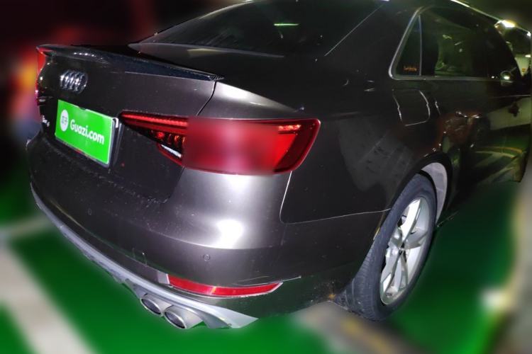 Used Audi A4L 2017 Plus 40 TFSI Fashion Model Rear Right 45 Deg
