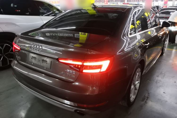 Used Audi A4L 2017 40 TFSI Style Edition Rear Right 45 Deg