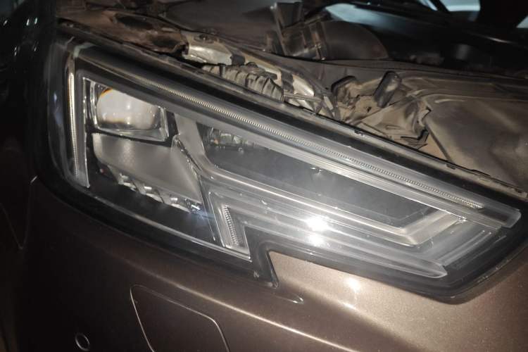 Used Audi A4L 2017 40 TFSI Fashion Model Right Front Headlight