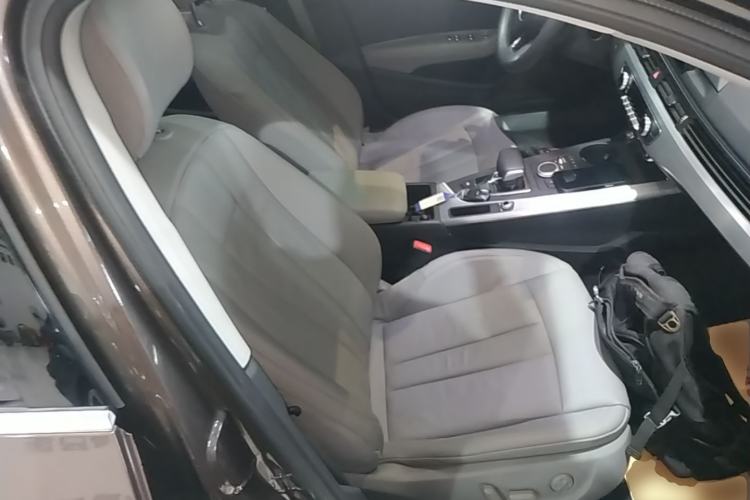 Used Audi A4L 2017 40 TFSI Style Edition Right Front Seat