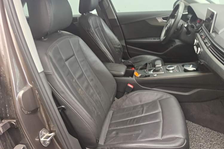 Used Audi A4L 2017 40 TFSI Style Edition Right Front Seat