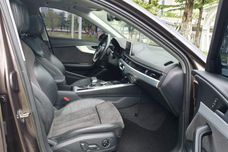 Used Audi A4L 2017 45 TFSI quattro Sport Edition Right Front Seat