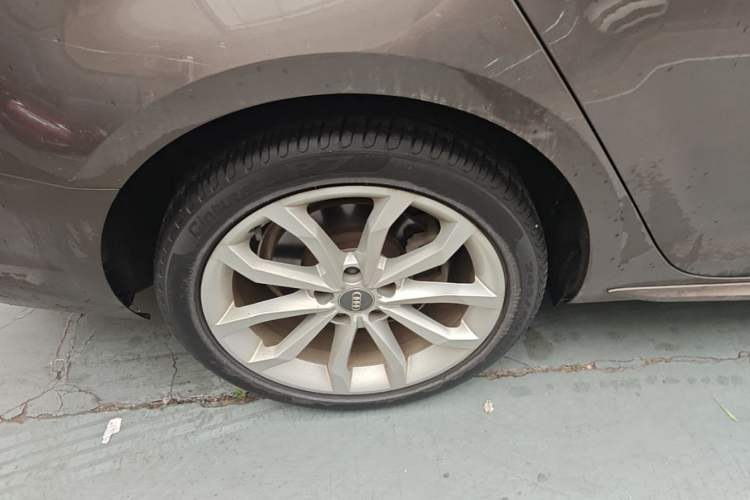 Used Audi A4L 2017 40 TFSI Style Edition Right Rear Wheel Hub