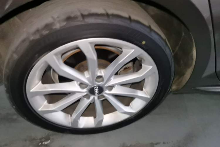 Used Audi A4L 2017 40 TFSI Style Edition Right Rear Wheel Hub