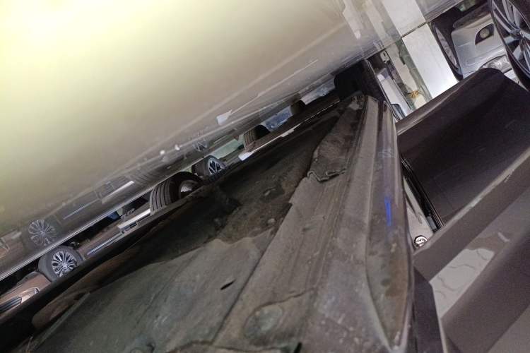 Used Audi A4L 2017 Plus 40 TFSI Fashion Model Right Side Sill