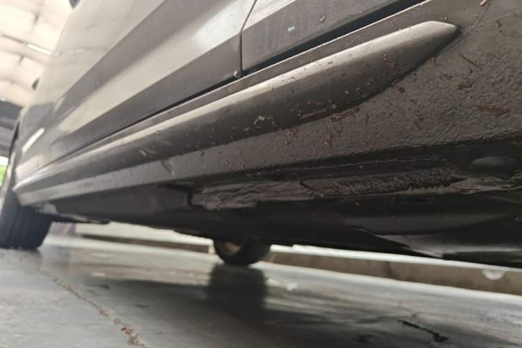 Used Audi A4L 2017 40 TFSI Style Edition Right Side Sill