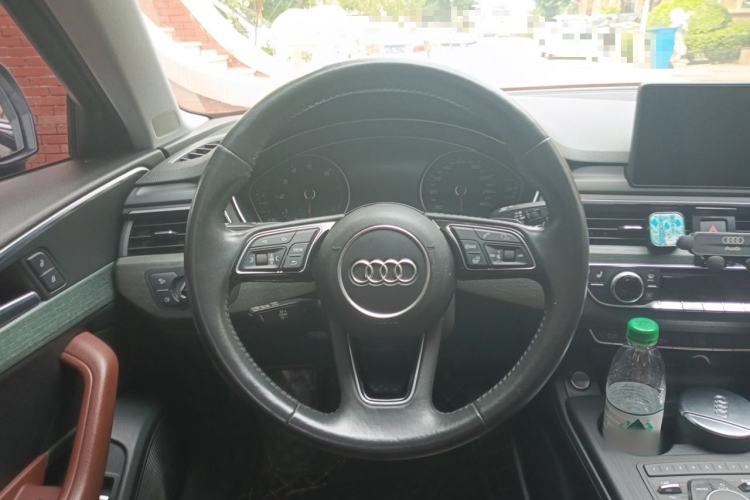 Used Audi A4L 2017 40 TFSI Style Edition Steering Wheel