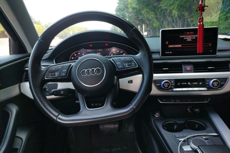 Used Audi A4L 2017 45 TFSI quattro Sport Edition Steering Wheel