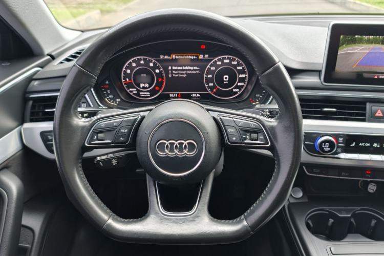 Used Audi A4L 2017 45 TFSI quattro Sport Edition Steering Wheel