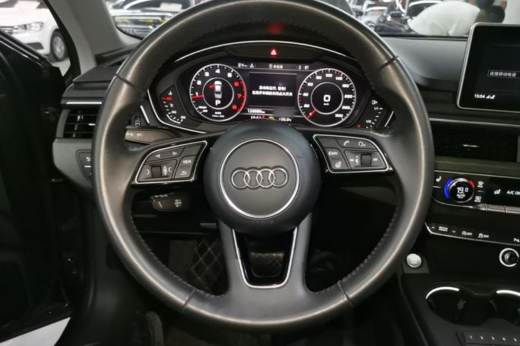 Used Audi A4L 2017 40 TFSI Style Edition Steering Wheel