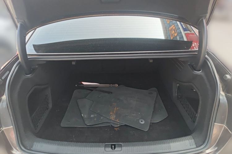 Used Audi A4L 2017 40 TFSI Style Edition Trunk