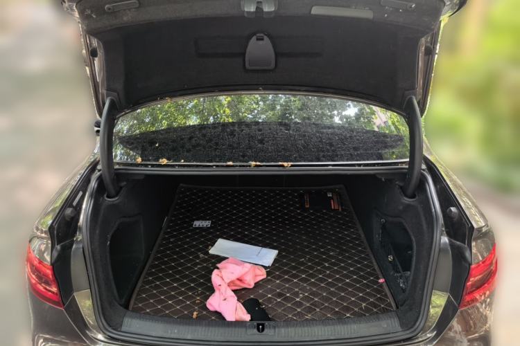 Used Audi A4L 2017 40 TFSI Ambition Edition Trunk