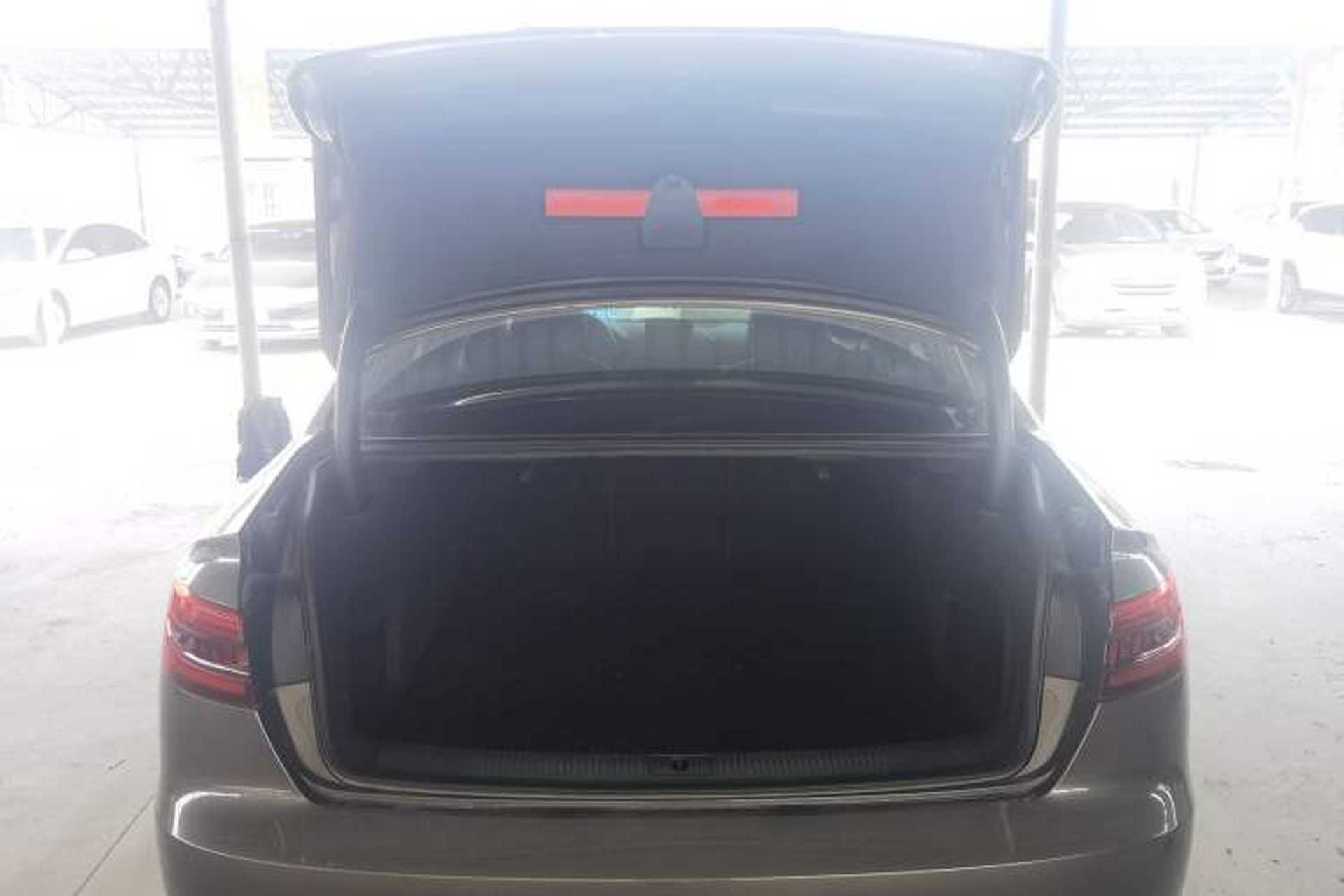 Used Audi A4L 2017 40 TFSI Fashion Model Trunk