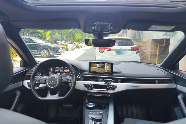 Used Audi A4L 2017 45 TFSI quattro Sport Edition Center Console