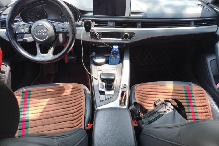Used Audi A4L 2017 Plus 40 TFSI Ambition Model Center Console