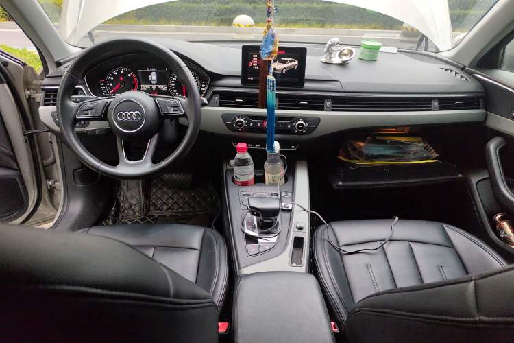 Used Audi A4L 2017 40 TFSI Ambition Edition Center Console