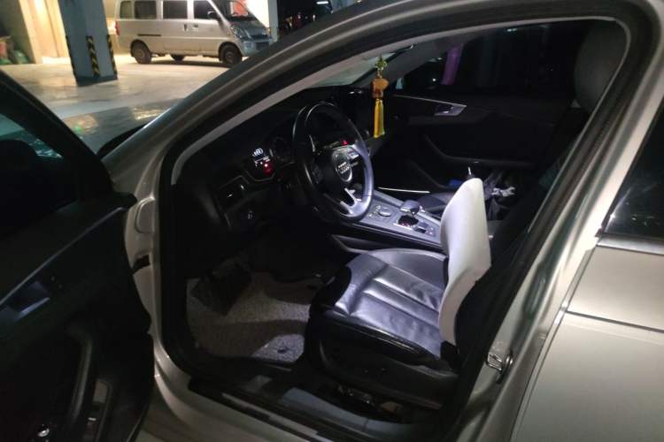 Used Audi A4L 2017 40 TFSI Style Edition Driver Seat
