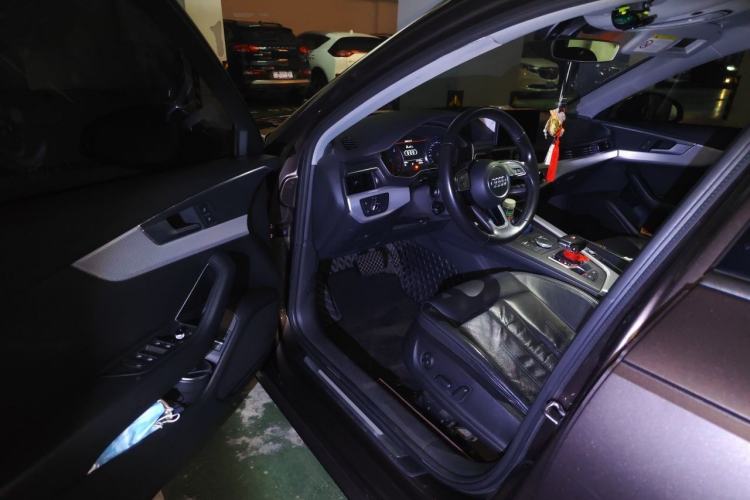 Used Audi A4L 2017 Plus 40 TFSI Fashion Model Driver Seat
