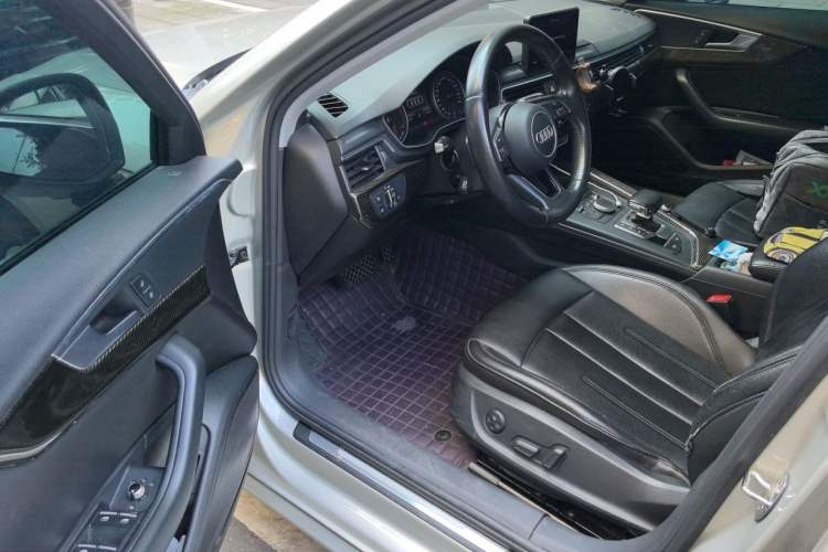 Used Audi A4L 2017 40 TFSI Ambition Edition Driver Seat