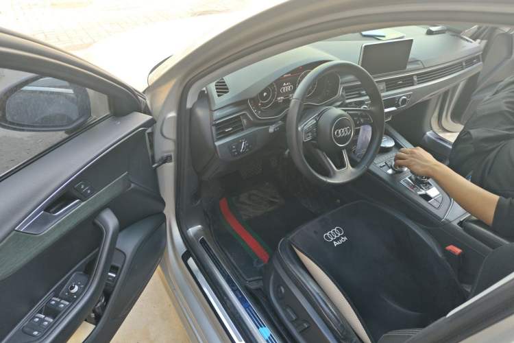 Used Audi A4L 2017 40 TFSI Style Edition Driver Seat