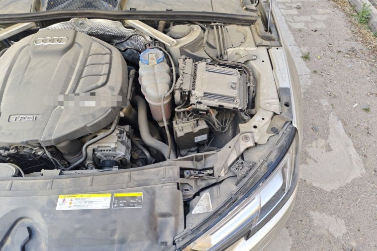 Used Audi A4L 2017 40 TFSI Style Edition Engine Bay Left