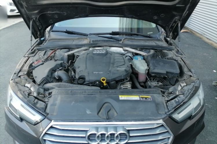 Used Audi A4L 2017 40 TFSI Style Edition Engine Bay