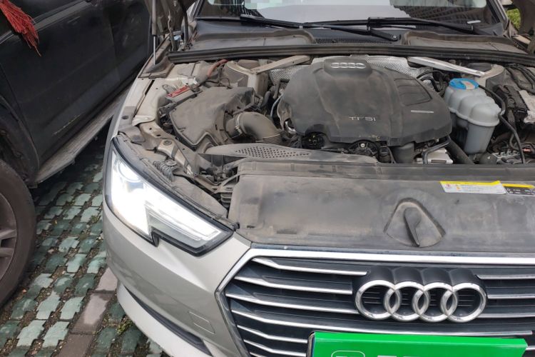 Used Audi A4L 2017 40 TFSI Ambition Edition Engine Bay Right