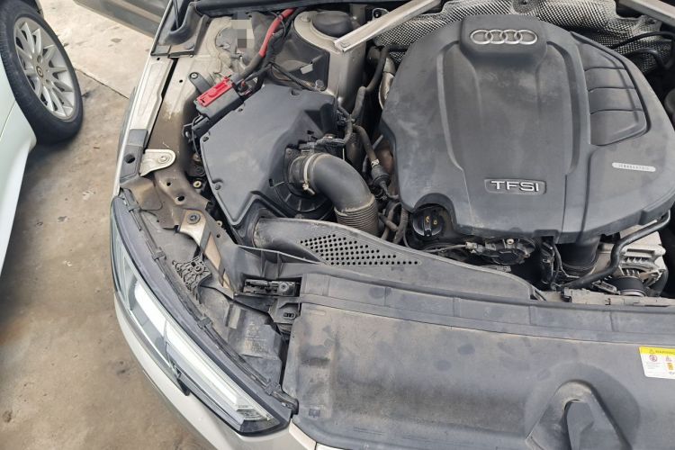 Used Audi A4L 2017 40 TFSI Style Edition Engine Bay Right