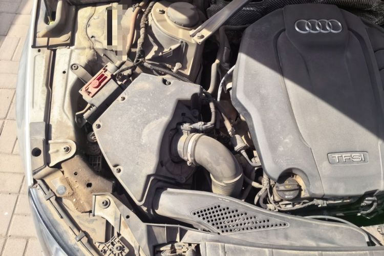 Used Audi A4L 2017 40 TFSI Ambition Edition Engine Bay Right