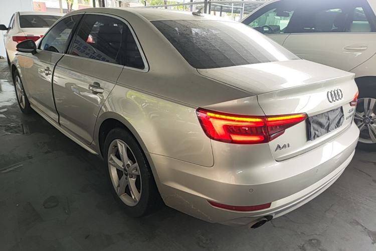 Used Audi A4L 2017 Plus 40 TFSI Fashion Model Exterior 2