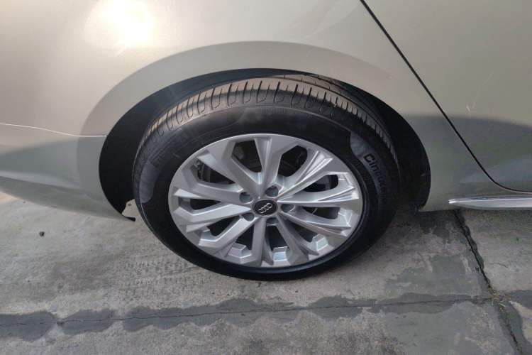 Used Audi A4L 2017 Plus 40 TFSI Ambition Model Exterior 5