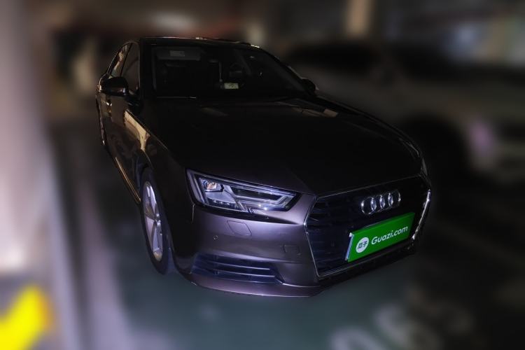 Used Audi A4L 2017 Plus 40 TFSI Fashion Model Front Right 45 Deg