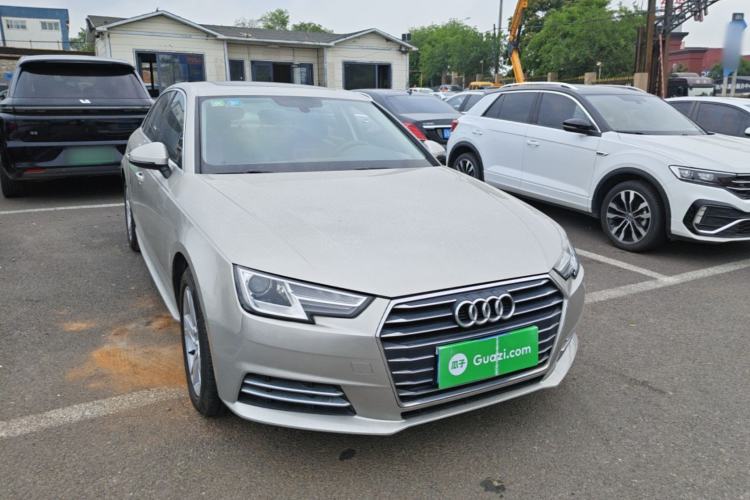Used Audi A4L 2017 40 TFSI Ambition Edition Front Right 45 Deg