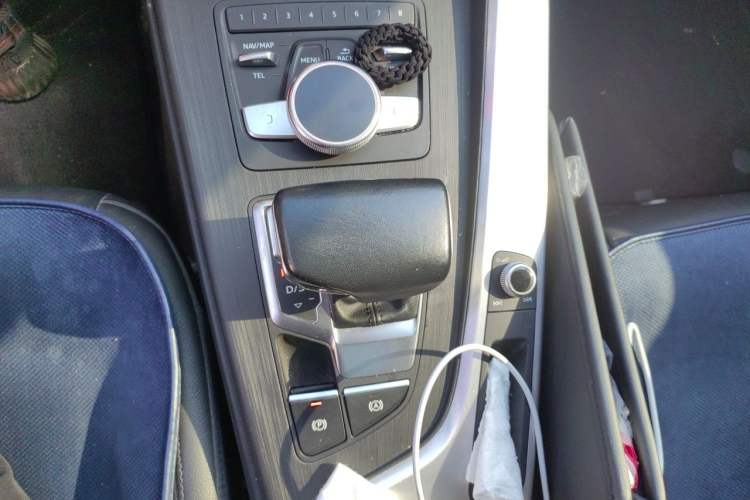 Used Audi A4L 2017 45 TFSI quattro Sport Edition Gear Lever