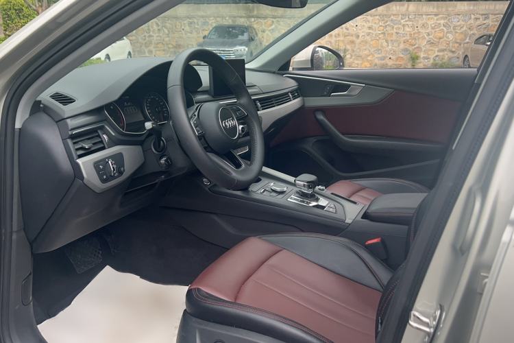 Used Audi A4L 2017 40 TFSI Ambition Edition Interior 2