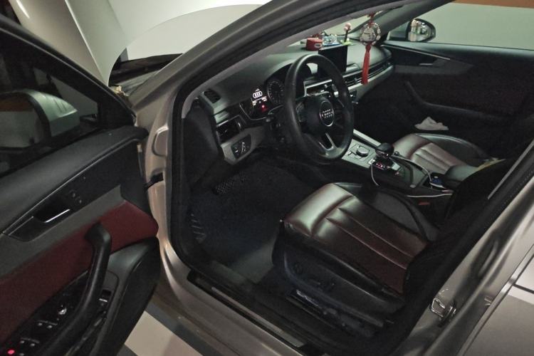 Used Audi A4L 2017 40 TFSI Ambition Edition Interior 3