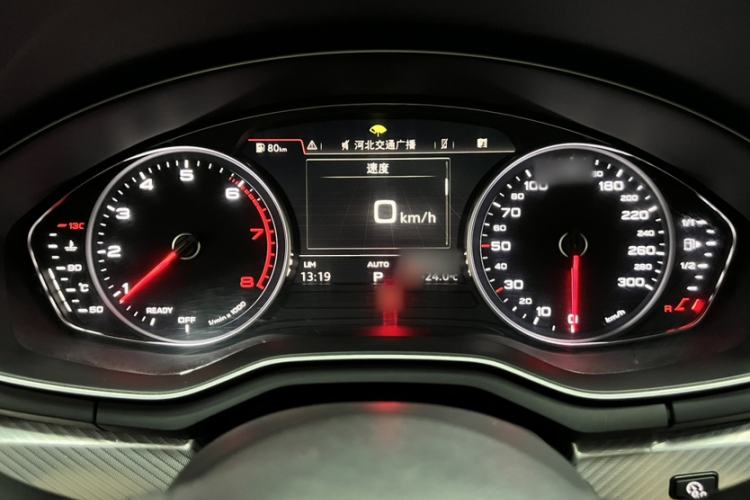 Used Audi A4L 2017 40 TFSI Fashion Model Interior 3
